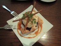 シナモンチェリーパイ